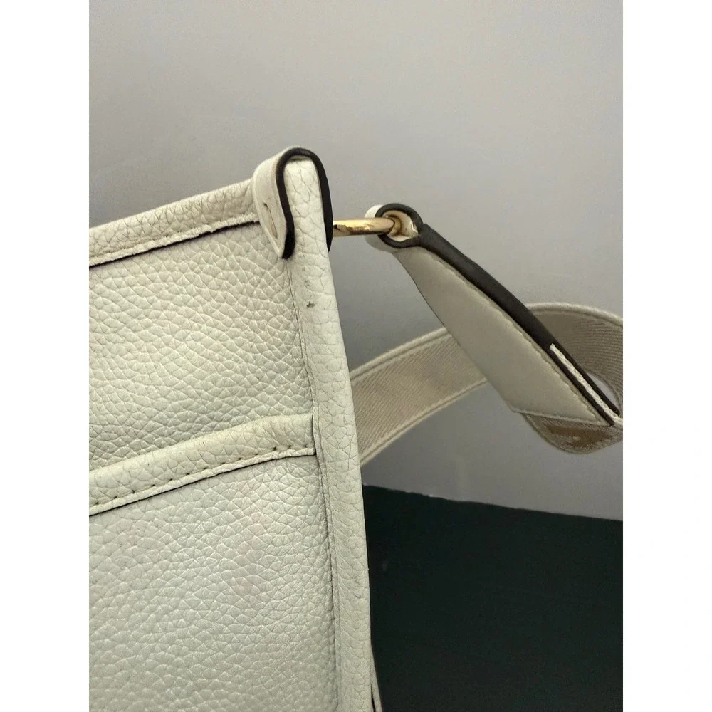 Michael Kors Luisa Messenger Bag White Pebbled Leather Gold Summer Sleek - Picture 7 of 16